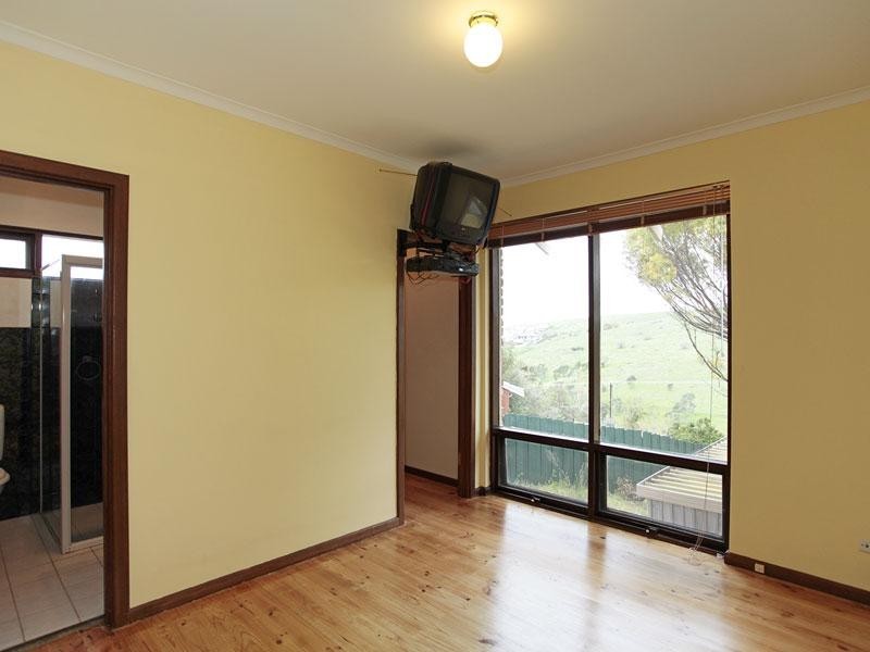 35 Karoona Crescent, Seacombe Heights SA 5047