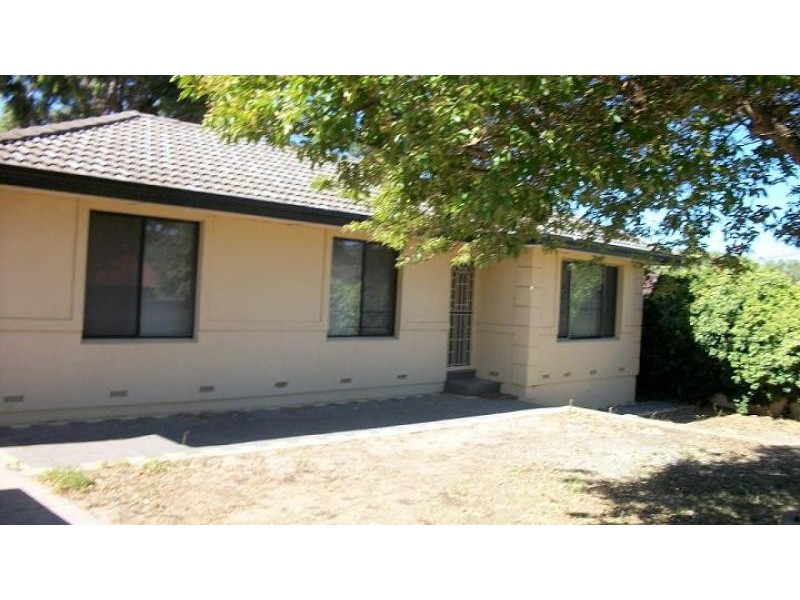 42 Arnold Drive, Hackham SA 5163