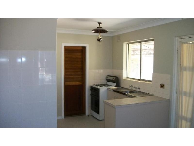 42 Arnold Drive, Hackham SA 5163