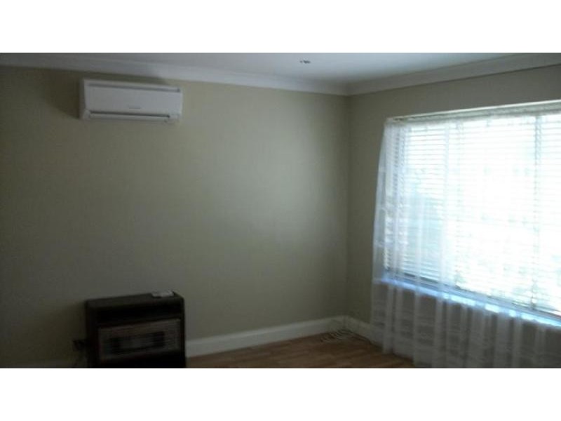 42 Arnold Drive, Hackham SA 5163