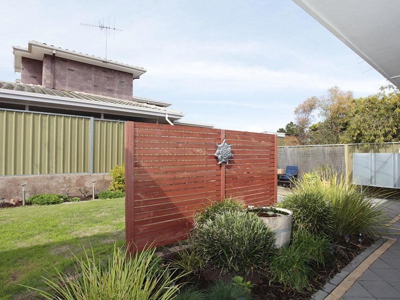 5 Poralka Crescent, Hallett Cove SA 5158