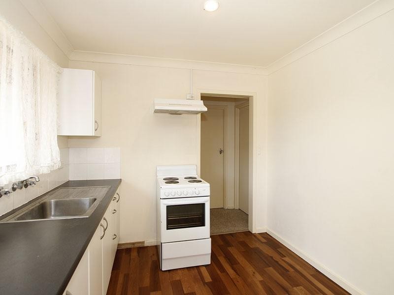 13 Norman Crescent, Hackham SA 5163