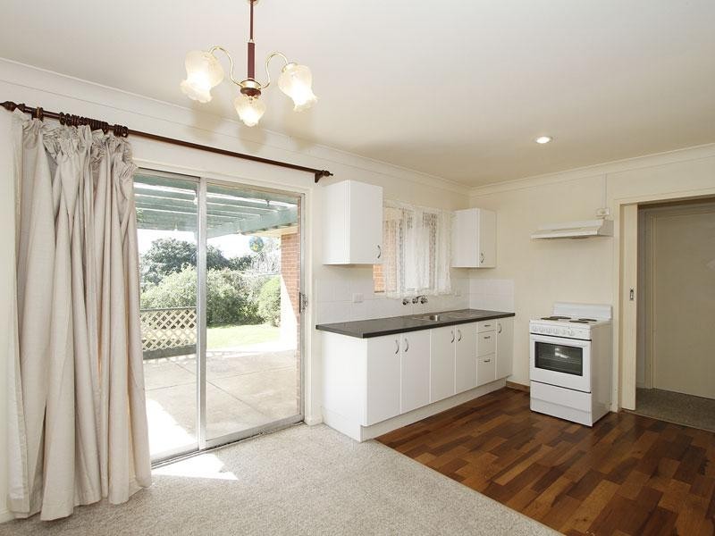 13 Norman Crescent, Hackham SA 5163