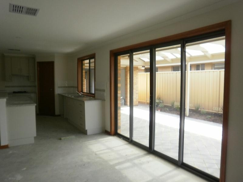 11 Tidewater Street, Aldinga Beach SA 5173