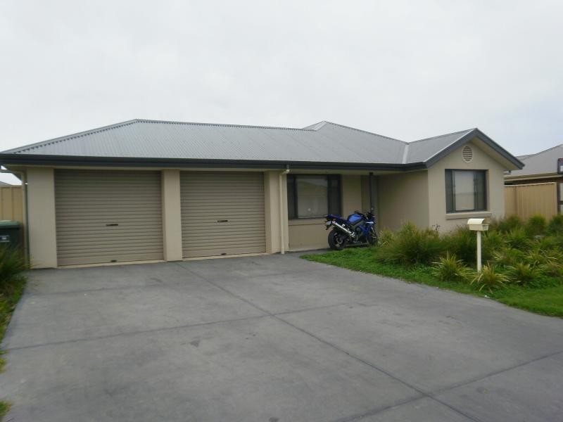 54 Basin Street, Aldinga Beach SA 5173
