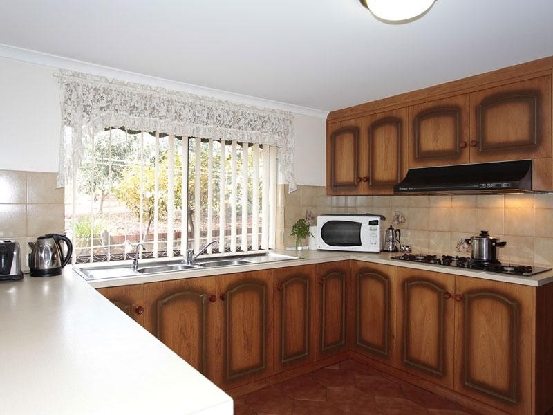 6 Fairhill Street, Hallett Cove SA 5158