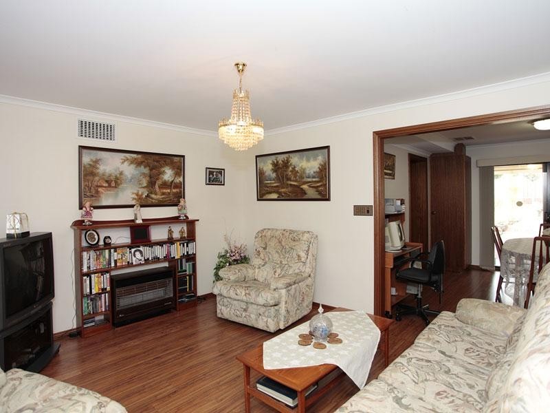 6 Fairhill Street, Hallett Cove SA 5158