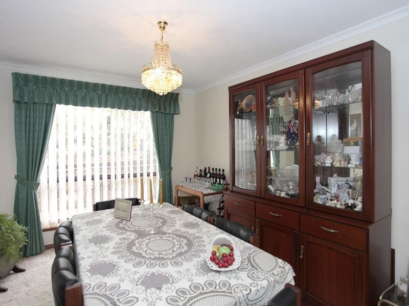 6 Fairhill Street, Hallett Cove SA 5158