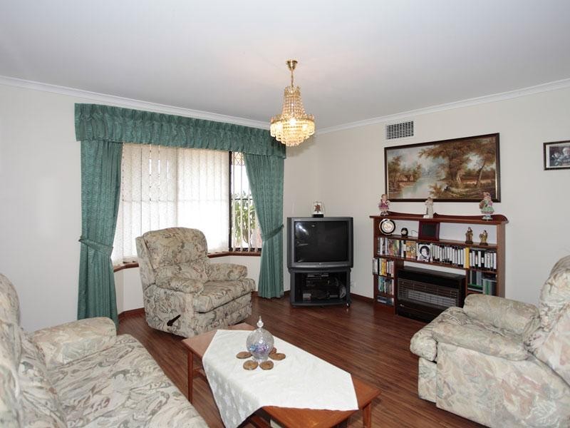 6 Fairhill Street, Hallett Cove SA 5158