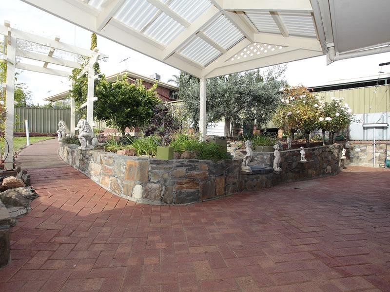 6 Fairhill Street, Hallett Cove SA 5158