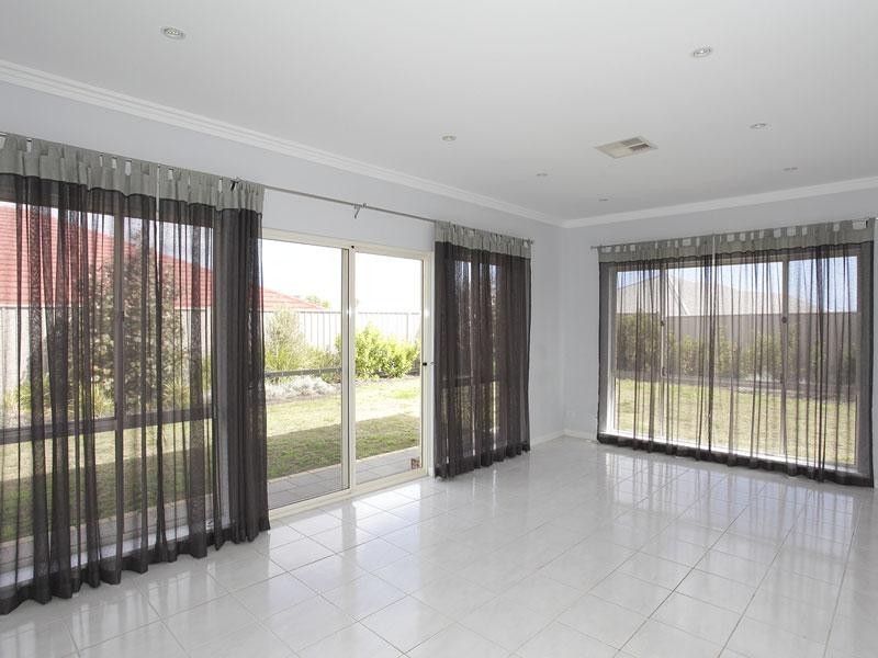 26 Corrimal Avenue, Noarlunga Downs SA 5168