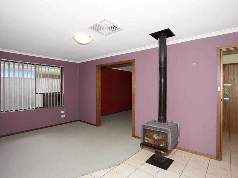 32 Trinity Road, Morphett Vale SA 5162