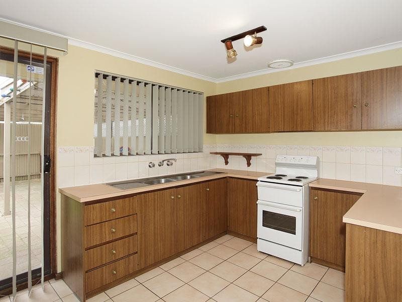 32 Trinity Road, Morphett Vale SA 5162