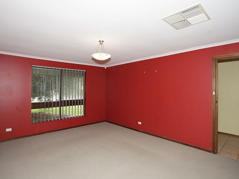 32 Trinity Road, Morphett Vale SA 5162
