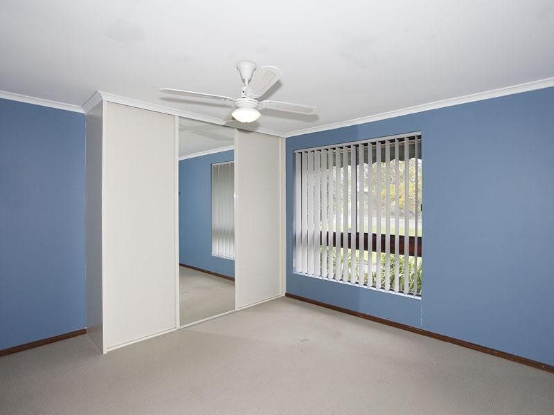 32 Trinity Road, Morphett Vale SA 5162