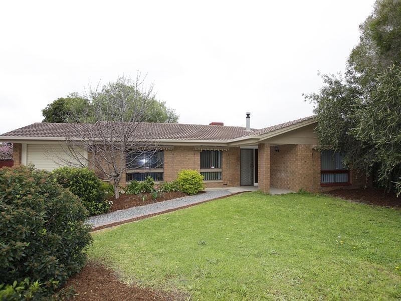 32 Trinity Road, Morphett Vale SA 5162