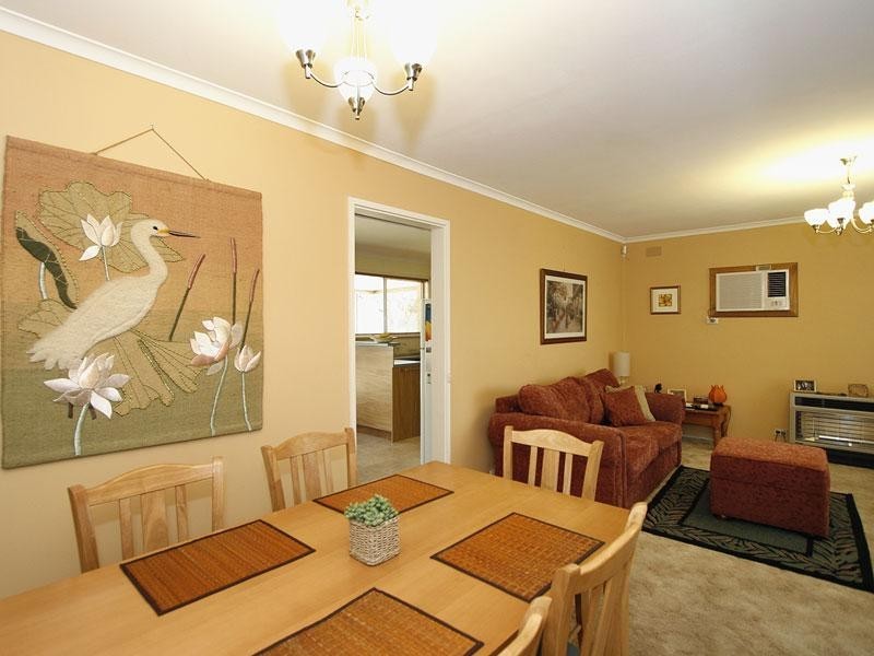 8 Atheldene Road, Happy Valley SA 5159