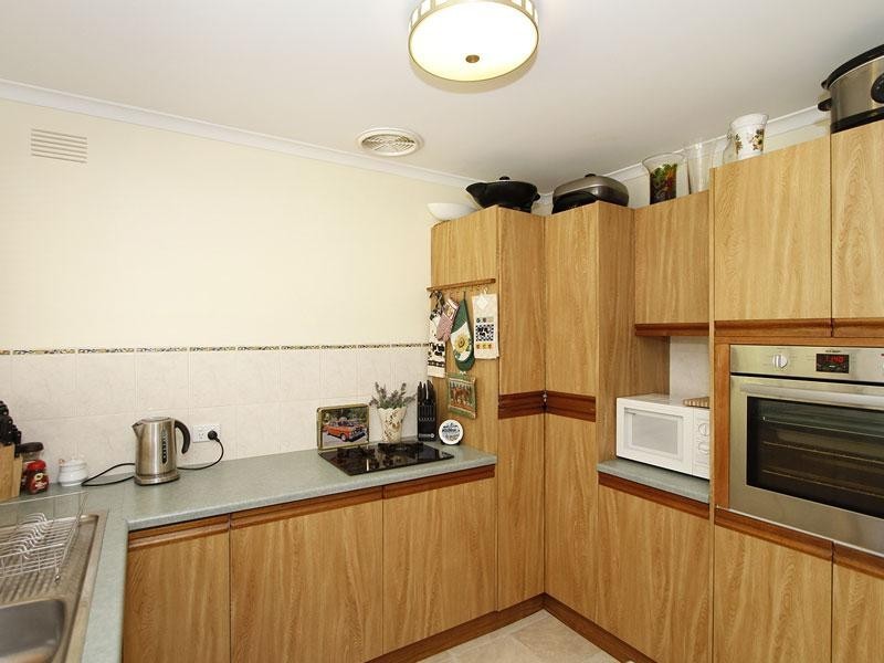 8 Atheldene Road, Happy Valley SA 5159