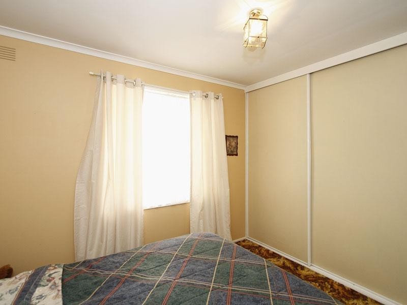 8 Atheldene Road, Happy Valley SA 5159