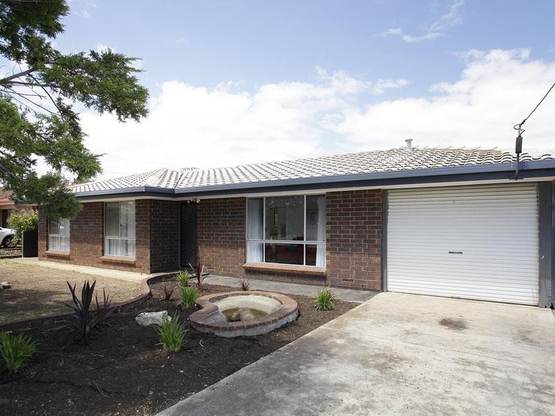 4 Larboard Street, Seaford SA 5169