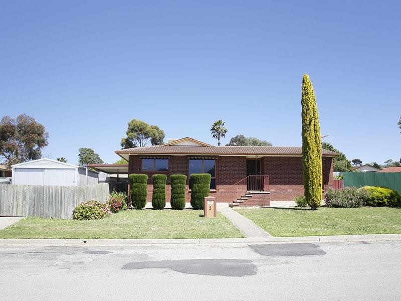 3 Plumtree Crescent, Huntfield Heights SA 5163
