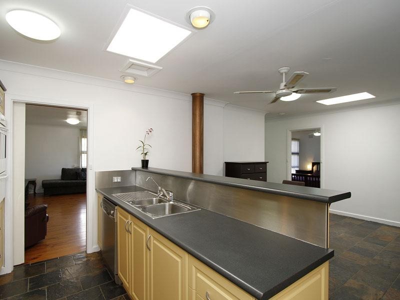 9 Sussex Crescent, Morphett Vale SA 5162