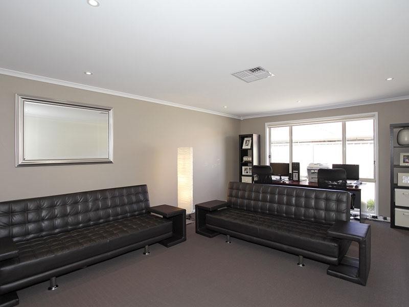 35 Sylvan Circuit, Noarlunga Downs SA 5168