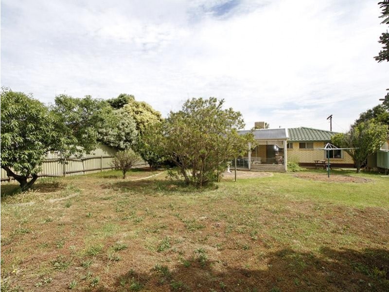 10 Nedland Crescent, Port Noarlunga South SA 5167