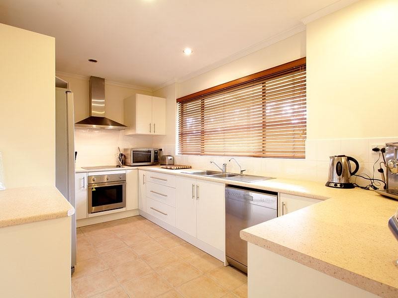 69 Oakridge Road, Aberfoyle Park SA 5159