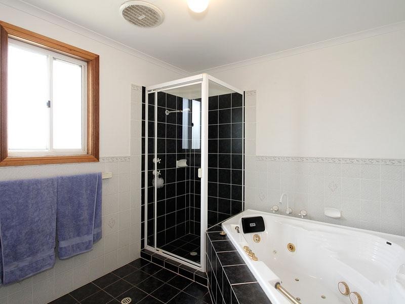 10 Spriggs Road, Onkaparinga Hills SA 5163