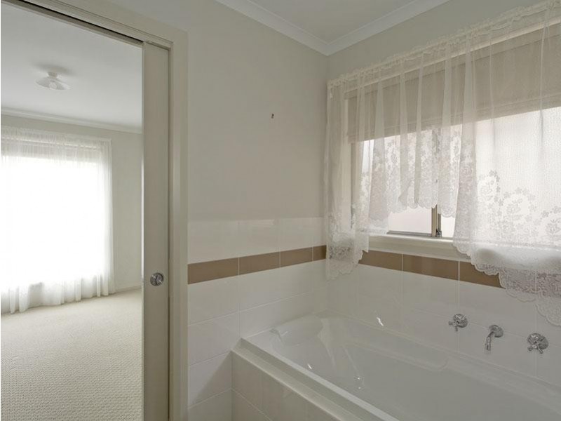 1a Aubrey Drive, Willunga SA 5172