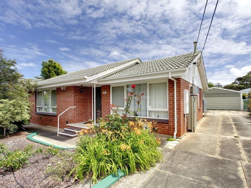 36 Barnabas Crescent, Christie Downs SA 5164