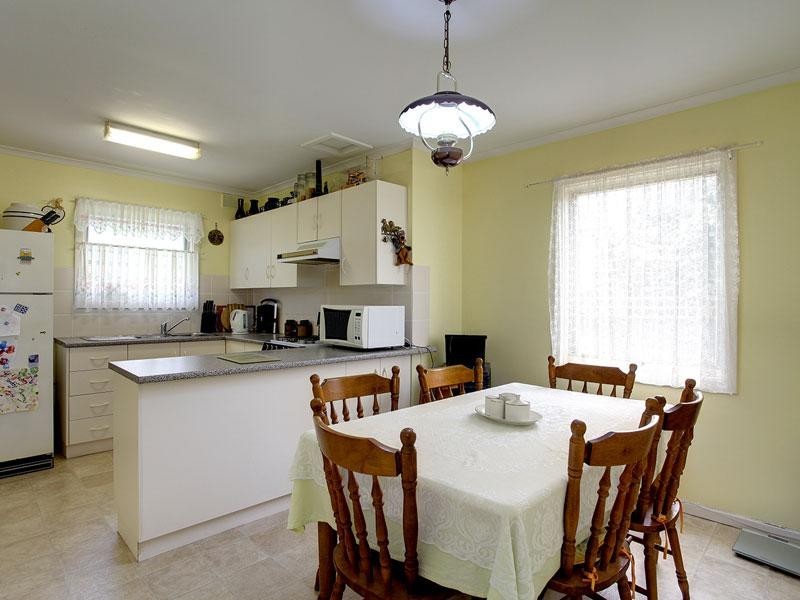 36 Barnabas Crescent, Christie Downs SA 5164