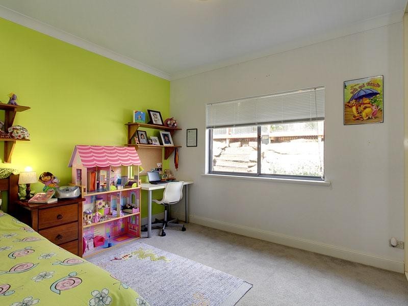 4 Goss Road, Aberfoyle Park SA 5159