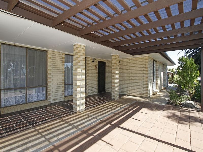 1 Olga Court, Morphett Vale SA 5162