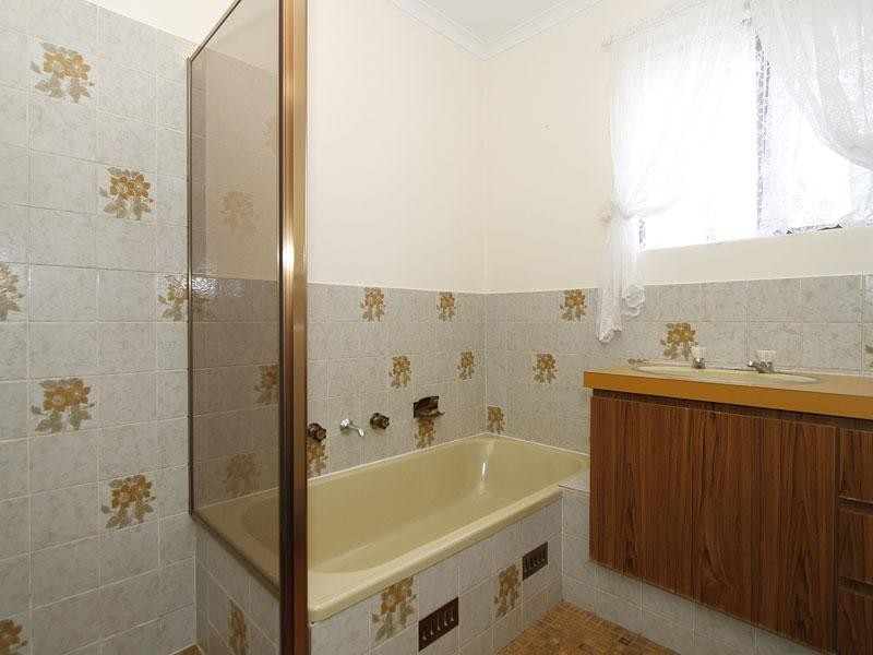 1 Olga Court, Morphett Vale SA 5162