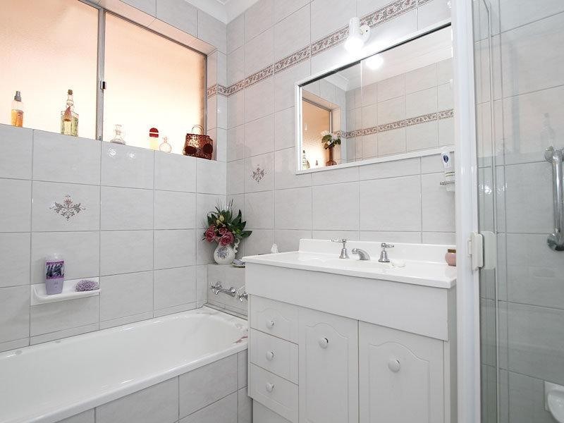 5 Reserve Parade, Morphett Vale SA 5162