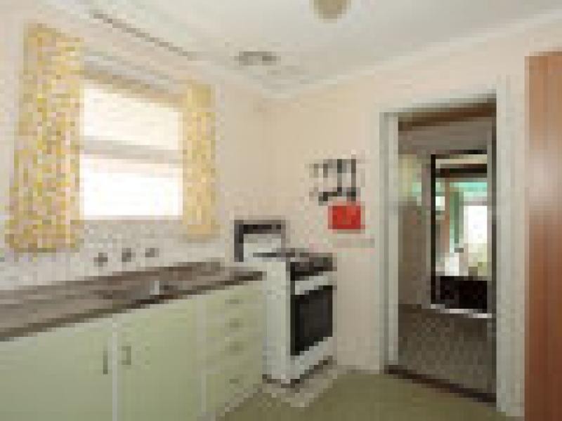 15 Adrian street, Christie Downs SA 5164