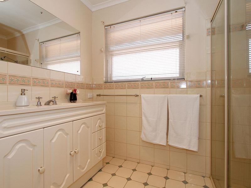 18 Roy Road, Morphett Vale SA 5162