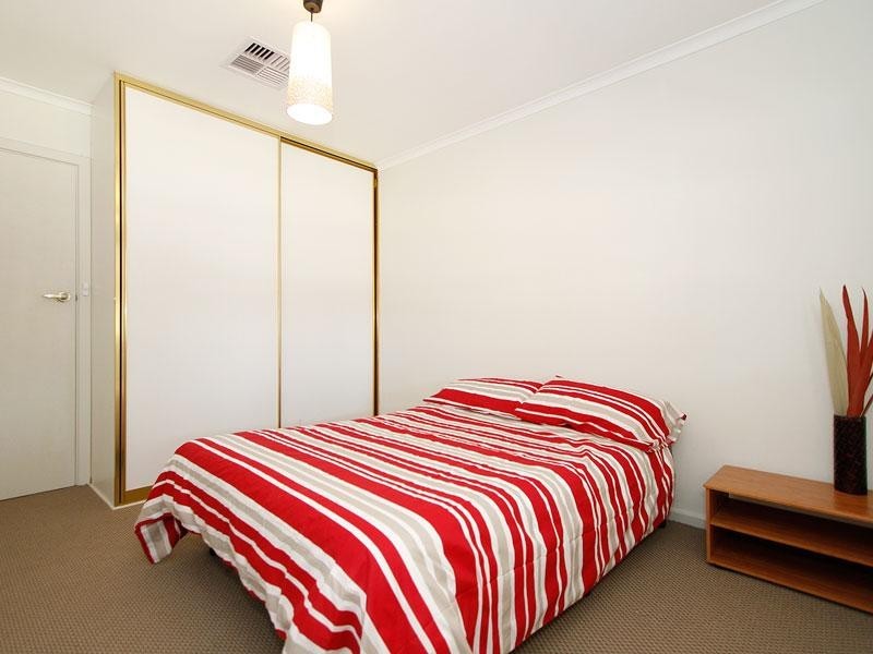 18 Roy Road, Morphett Vale SA 5162