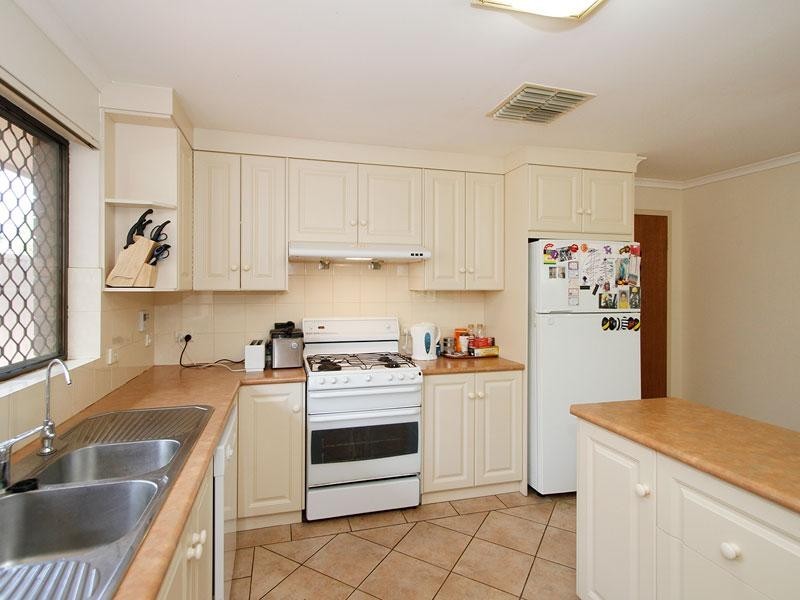 10 Christine Street, Morphett Vale SA 5162