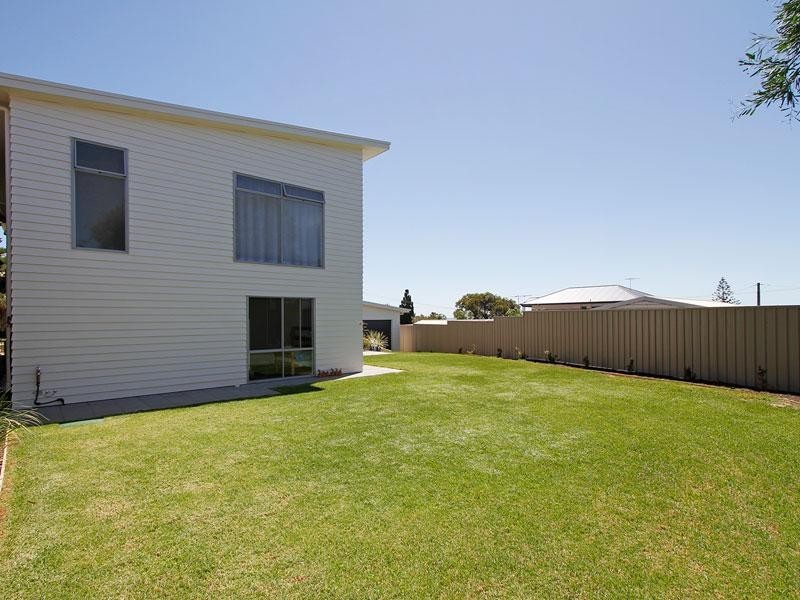 27 Bathurst Avenue, Moana SA 5169