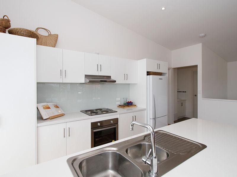 27 Bathurst Avenue, Moana SA 5169