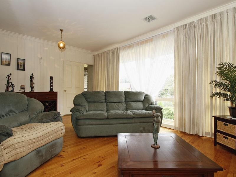 8 Lillimur Avenue, Morphett Vale SA 5162