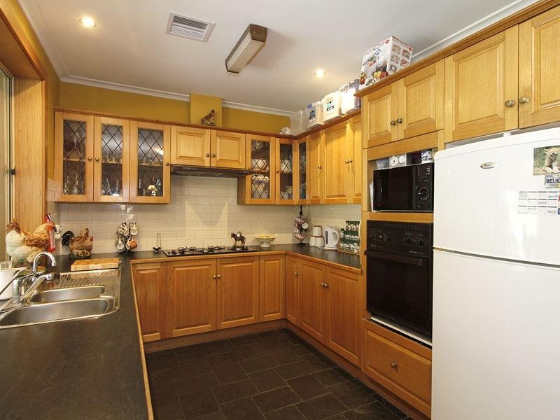 8 Lillimur Avenue, Morphett Vale SA 5162