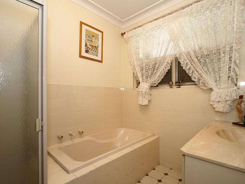 8 Lillimur Avenue, Morphett Vale SA 5162