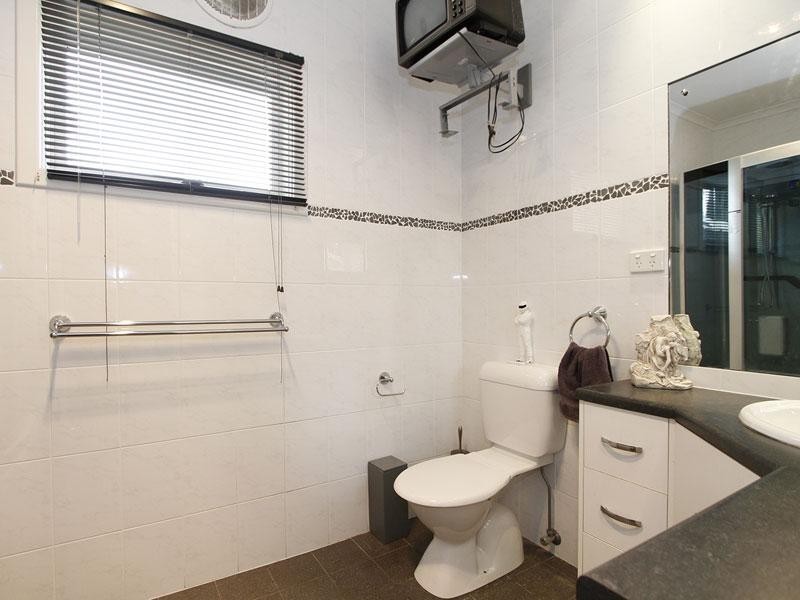 8 Lillimur Avenue, Morphett Vale SA 5162
