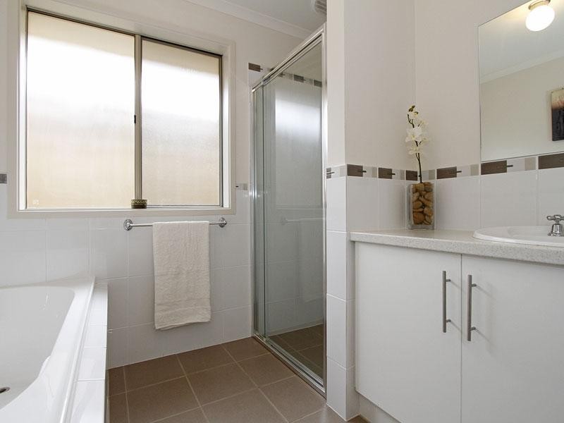 15 Dock Road, Seaford Meadows SA 5169