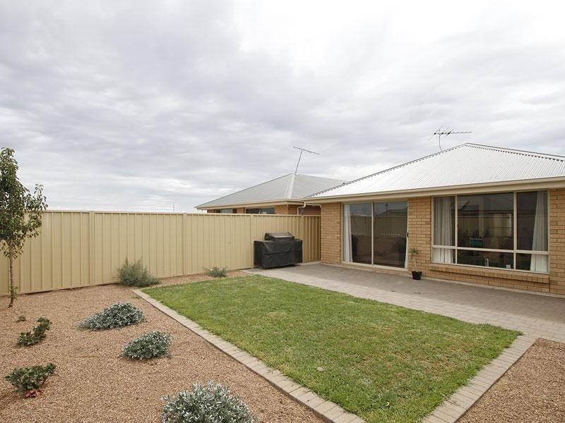 15 Dock Road, Seaford Meadows SA 5169