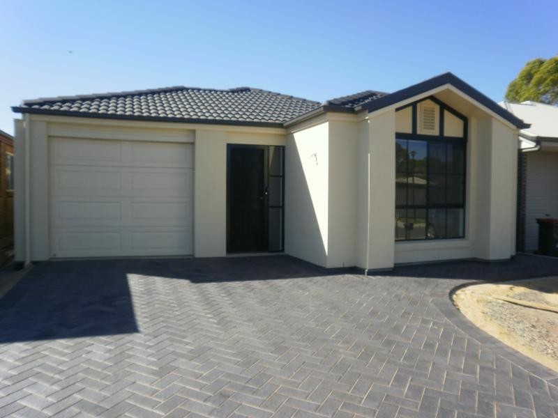 35 Lancaster Circuit, Old Noarlunga SA 5168